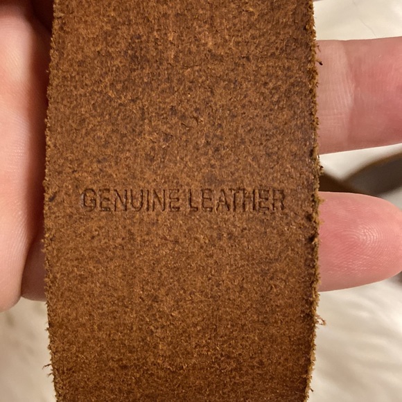 American Eagle Outfitters Man Belt size 36” genuine leather brown color - Picture 4 of 9
